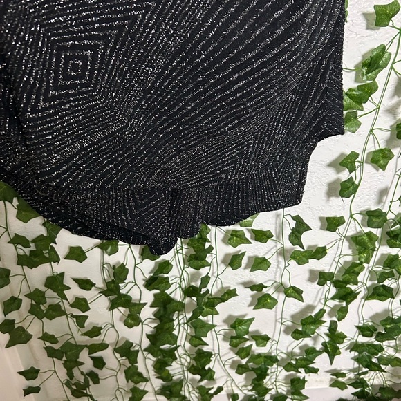 Purple Snow Black Sleeveless Halter Mini shorts - Picture 3 of 4